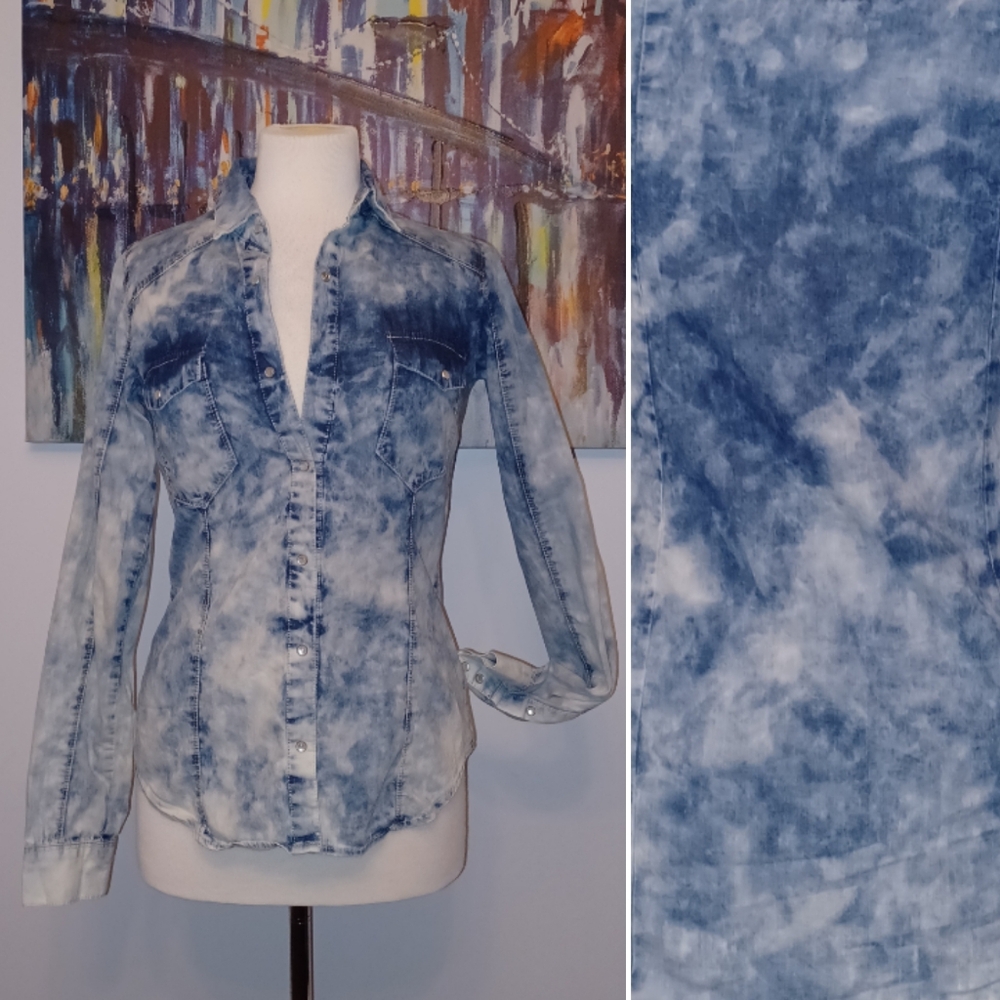 Vintage Acid Wash 100% Cotton  Lightweight Snap Down, 80s style, lightweight
